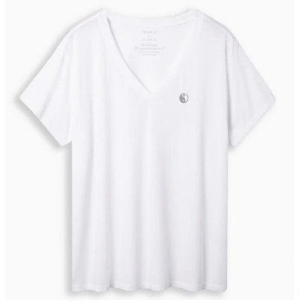Torrid Yin-Yang Relaxed Fit Tee